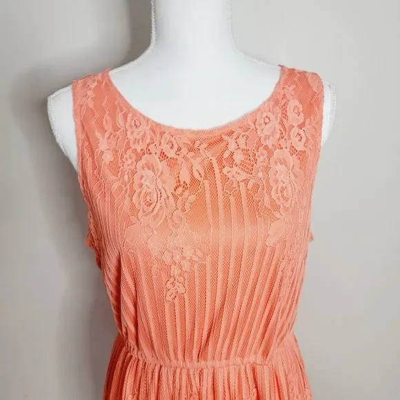 Buckle Peach Lace Dress Large - Picture 2 of 9